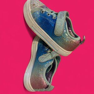 💥Toddler Twinkle Toes Sparkle and Light up sneakers